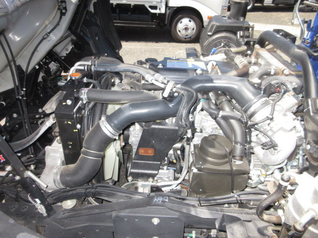 Isuzu forward Middle Translation missing: en.item.body_keijou_enum.body_keijou_carrier_other 2PG-FRR90S2(109766) 24枚目