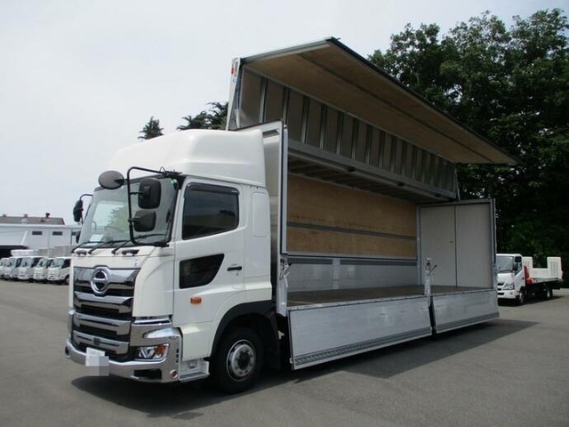 日野 プロフィア 大型 ウィング 2PG-FW1AHG(10620) 1枚目