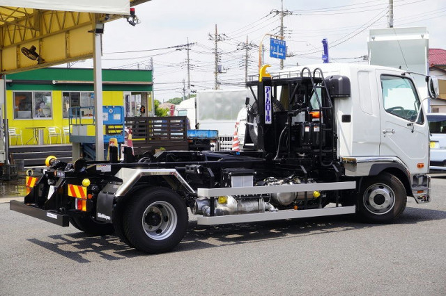 三菱ふそう ファイター 中型 コンテナ専用車 2KG-FK62F(110936) 8枚目