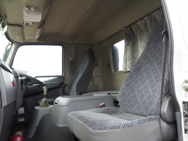 三菱ふそう ファイター 増トン 平ボディ（クレーン付） PJ-FM62FZ(109555) 40枚目