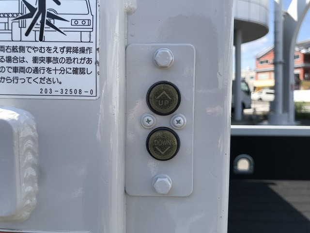 いすゞ エルフ 小型 平ボディ TRG-NJR85A(112273) 45枚目