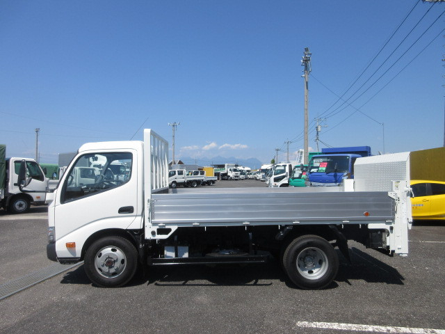 日野 デュトロ 小型 平ボディ TKG-XZU685M(111905) 5枚目