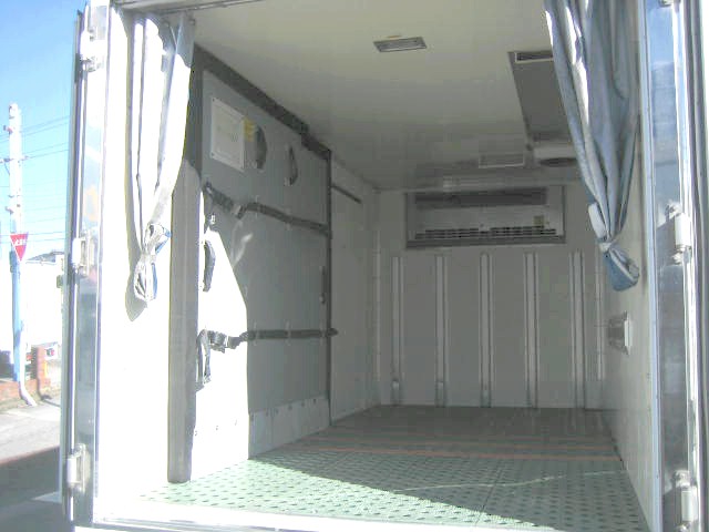 いすゞ エルフ 小型 冷蔵冷凍バン TPG-NLR85N(97751) 6枚目