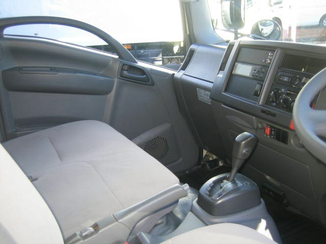 いすゞ エルフ 小型 冷蔵冷凍バン TPG-NLR85N(97751) 30枚目
