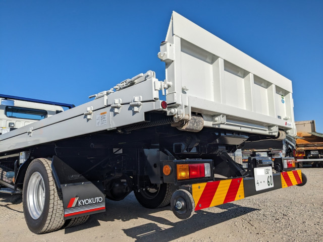 三菱ふそう キャンター 小型 キャリアカー 2PG-FEB90(97756) 8枚目