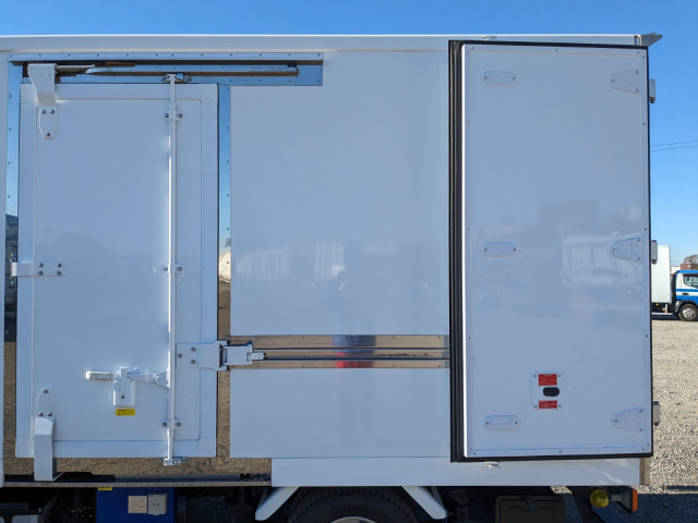 日野 デュトロ 小型 冷蔵冷凍バン 2KG-XZU605M(97755) 20枚目