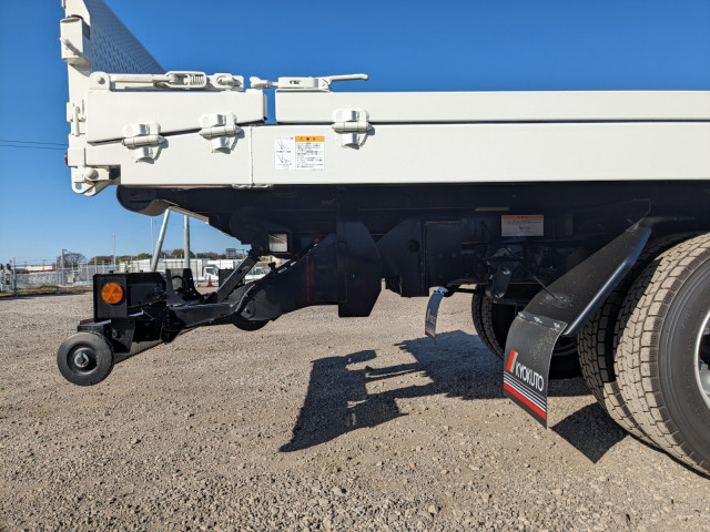 三菱ふそう キャンター 小型 キャリアカー 2PG-FEB90(97756) 24枚目