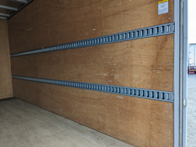 日野 デュトロ 小型 バン 2RG-XZU655M(97760) 20枚目