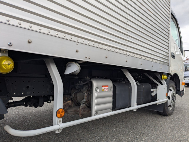 日野 デュトロ 小型 バン 2RG-XZU712M(97759) 32枚目