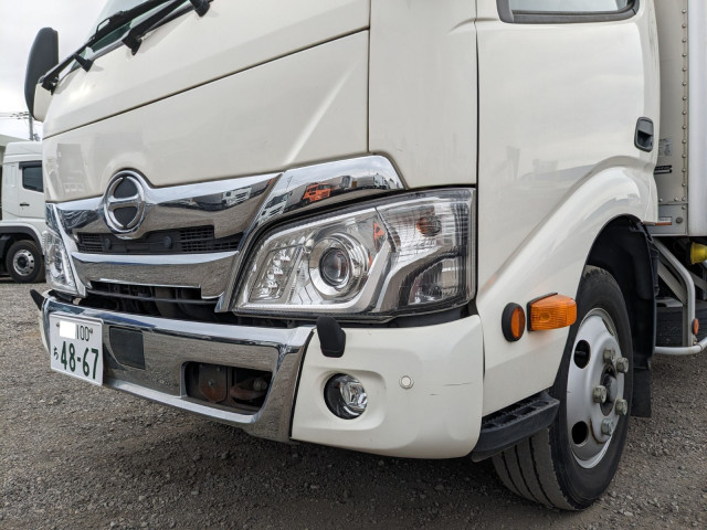 日野 デュトロ 小型 バン 2RG-XZU655M(97760) 47枚目