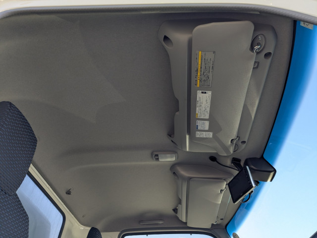 日野 デュトロ 小型 バン 2RG-XZU712M(97761) 35枚目