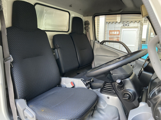 日野 デュトロ 小型 バン 2RG-XZU655(97764) 15枚目