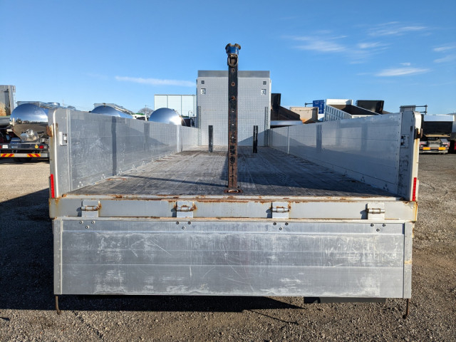 いすゞ ギガ 大型 平ボディ 2PG-CYY77CY(97765) 9枚目