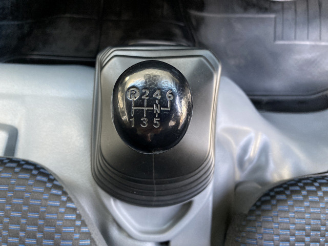 日野 デュトロ 小型 バン 2RG-XZU655(97764) 18枚目