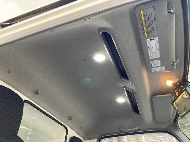日野 デュトロ 小型 バン 2RG-XZU655(97764) 19枚目