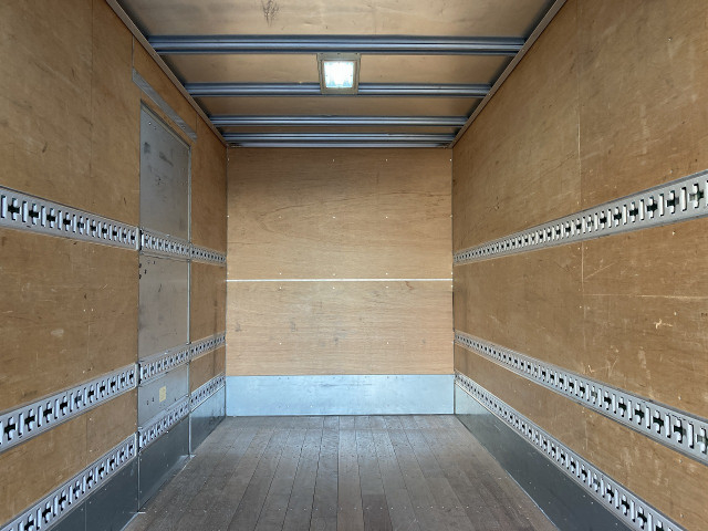 日野 デュトロ 小型 バン 2RG-XZU655(97764) 27枚目