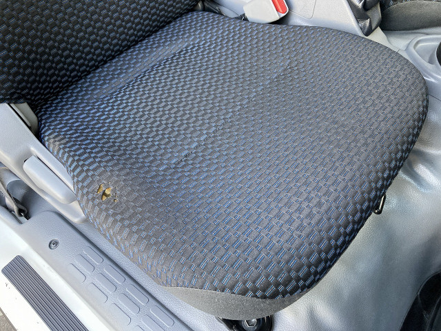 日野 デュトロ 小型 バン 2RG-XZU655(97764) 38枚目