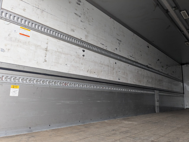 日野 プロフィア 大型 ウィング 2DG-FR1AHG(97767) 13枚目