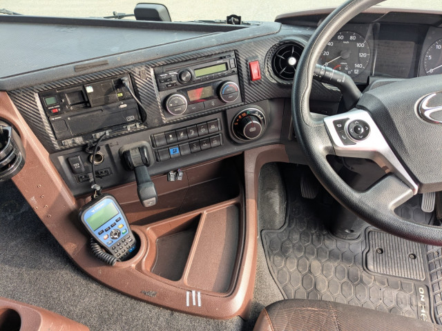 日野 プロフィア 大型 ウィング 2DG-FR1AHG(97767) 34枚目