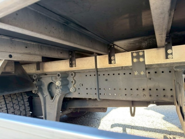 いすゞ フォワード 増トン 冷蔵冷凍バン 2PG-FTR90V2(97768) 14枚目