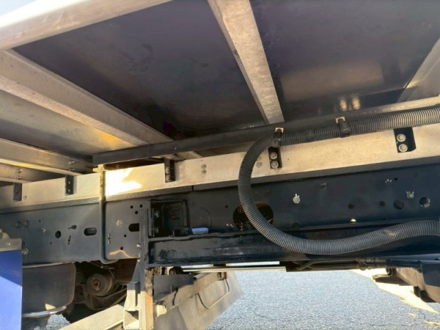 いすゞ フォワード 増トン 冷蔵冷凍バン 2PG-FTR90V2(97768) 15枚目