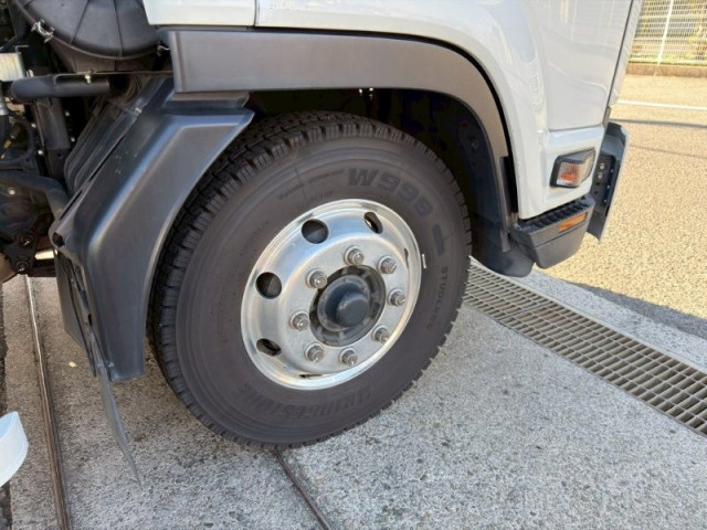 いすゞ フォワード 増トン 冷蔵冷凍バン 2PG-FTR90V2(97768) 19枚目