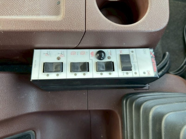 日野 レンジャー 増トン コンテナ専用車 2PG-FE2ABA(97770) 22枚目