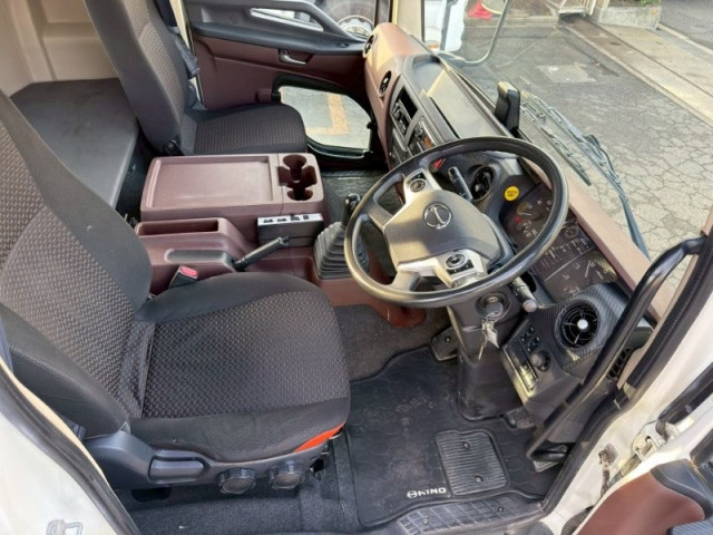 日野 レンジャー 増トン コンテナ専用車 2PG-FE2ABA(97770) 23枚目