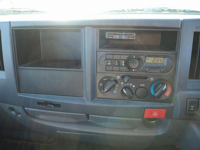 いすゞ エルフ 小型 平ボディ TRG-NHS85A(97772) 44枚目