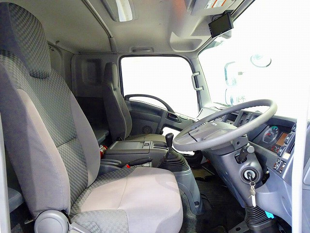 いすゞ フォワード 中型 ウィング 2RG-FRR90S2(97774) 6枚目