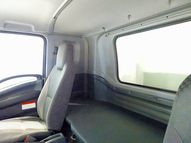 いすゞ フォワード 中型 ウィング 2RG-FRR90S2(97774) 9枚目