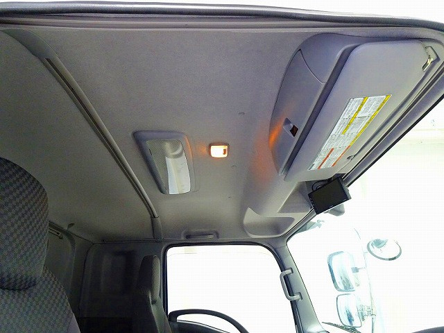 いすゞ フォワード 中型 ウィング 2RG-FRR90S2(97774) 17枚目