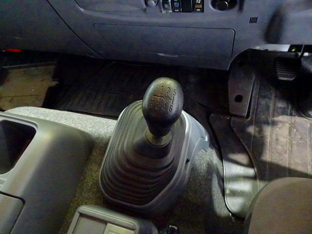 いすゞ フォワード 中型 ウィング 2RG-FRR90S2(97774) 18枚目