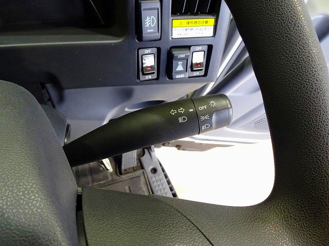 いすゞ フォワード 中型 ウィング 2RG-FRR90S2(97774) 23枚目