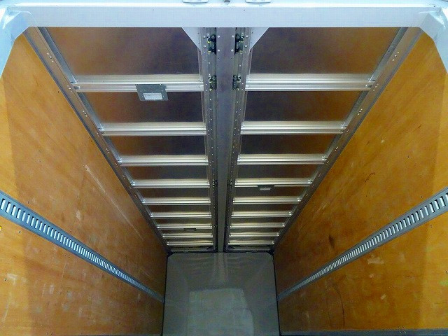 いすゞ フォワード 中型 ウィング 2RG-FRR90S2(97774) 27枚目