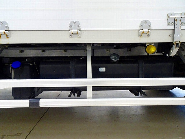 いすゞ フォワード 中型 ウィング 2RG-FRR90S2(97774) 46枚目