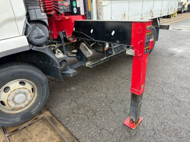 三菱ふそう ファイター 中型 平ボディ（クレーン付） 2KG-FK71F(97776) 11枚目