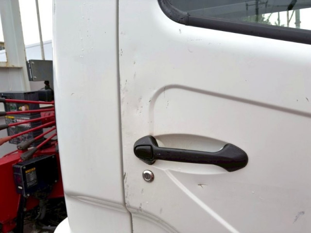 三菱ふそう ファイター 中型 平ボディ（クレーン付） 2KG-FK71F(97776) 20枚目