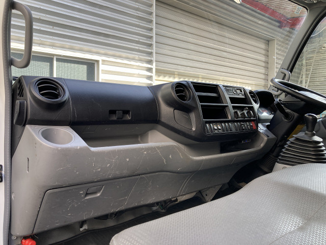 日野 デュトロ 小型 バン TKG-XZU710M(97777) 20枚目