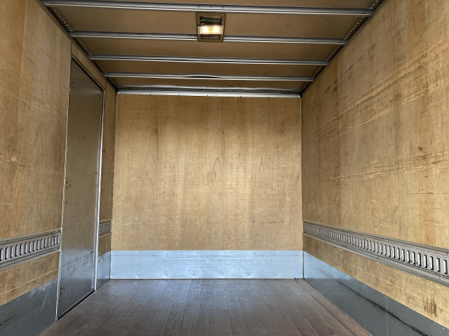 日野 デュトロ 小型 バン TKG-XZU710M(97777) 28枚目