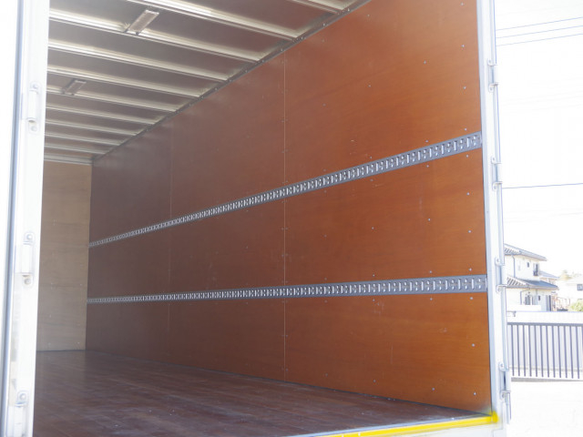 三菱ふそう ファイター 中型 バン 2KG-FK61F(97780) 14枚目