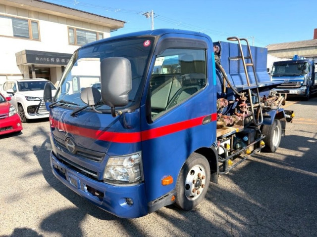 日野 デュトロ 小型 タンクローリー TKG-XZU702M(97781) 1枚目