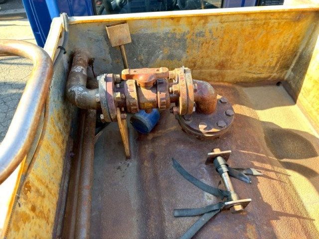 日野 デュトロ 小型 タンクローリー TKG-XZU702M(97781) 11枚目