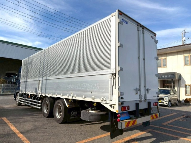 UDトラックス（日産） クオン 大型 ウィング 2PG-CD5CA(97784) 4枚目