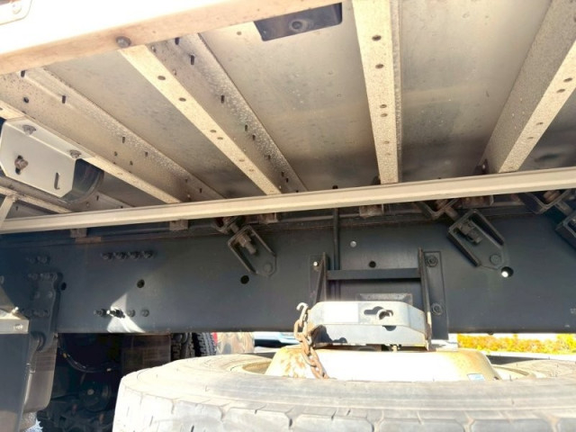 UDトラックス（日産） クオン 大型 ウィング 2PG-CD5CA(97784) 18枚目