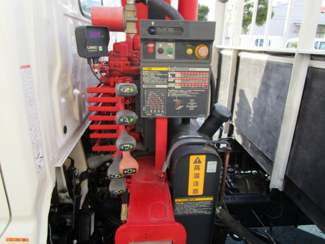 日野 デュトロ 小型 平ボディ（クレーン付） TKG-XZU650M(97785) 15枚目