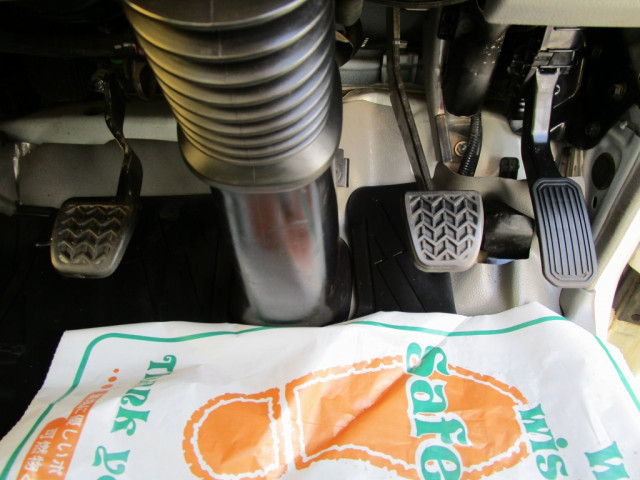 日野 デュトロ 小型 平ボディ（クレーン付） TKG-XZU650M(97785) 22枚目