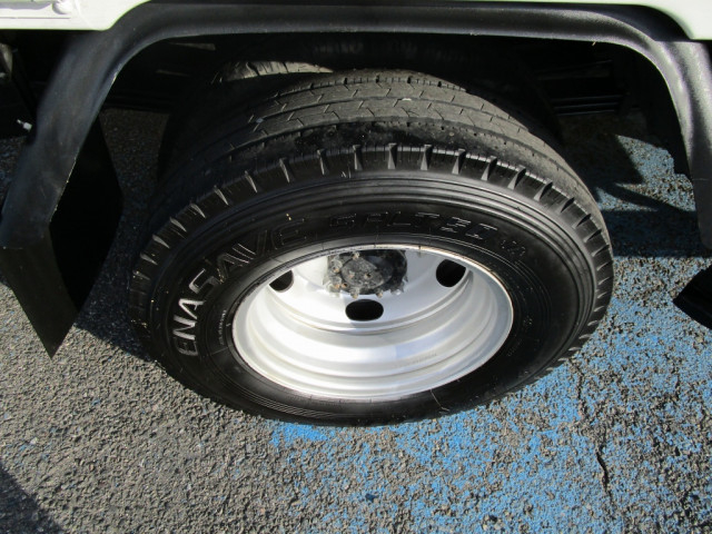 日野 デュトロ 小型 平ボディ（クレーン付） TKG-XZU650M(97785) 39枚目