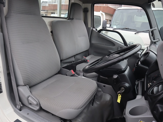 トヨタ ダイナ 小型 平ボディ TKG-XZC600(97786) 31枚目