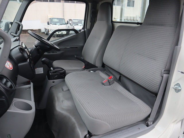 トヨタ ダイナ 小型 平ボディ TKG-XZC600(97786) 33枚目